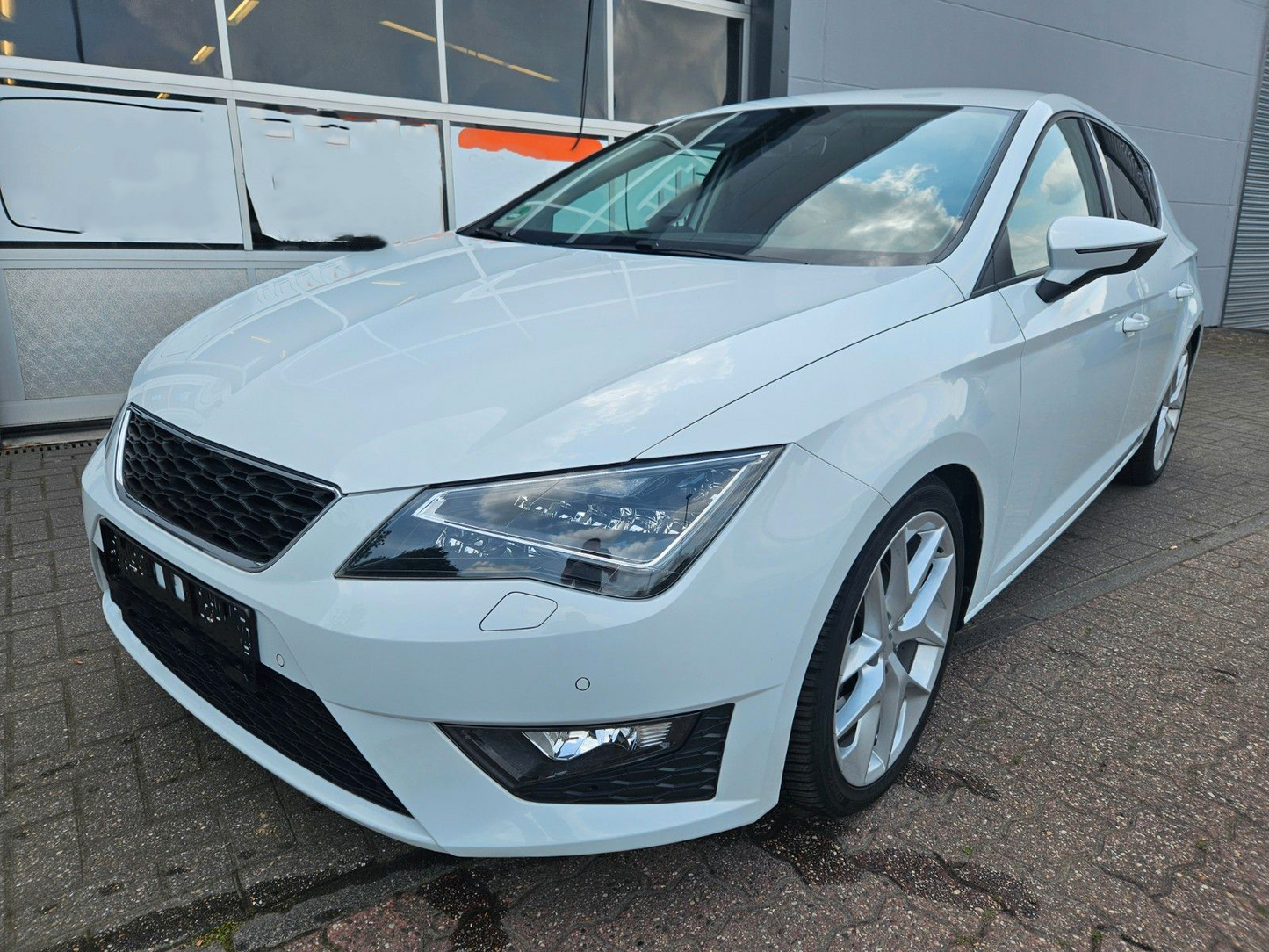 Capac spalator far pentru Seat Leon 5F FR Non-Facelift