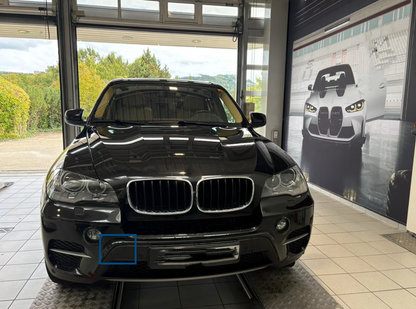 Capac carlig tractare/remorcare fata pentru BMW X5 E70